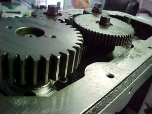 Contaminate removal on gears