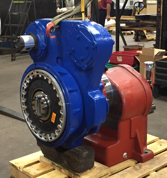 Specialty gearbox for dredge